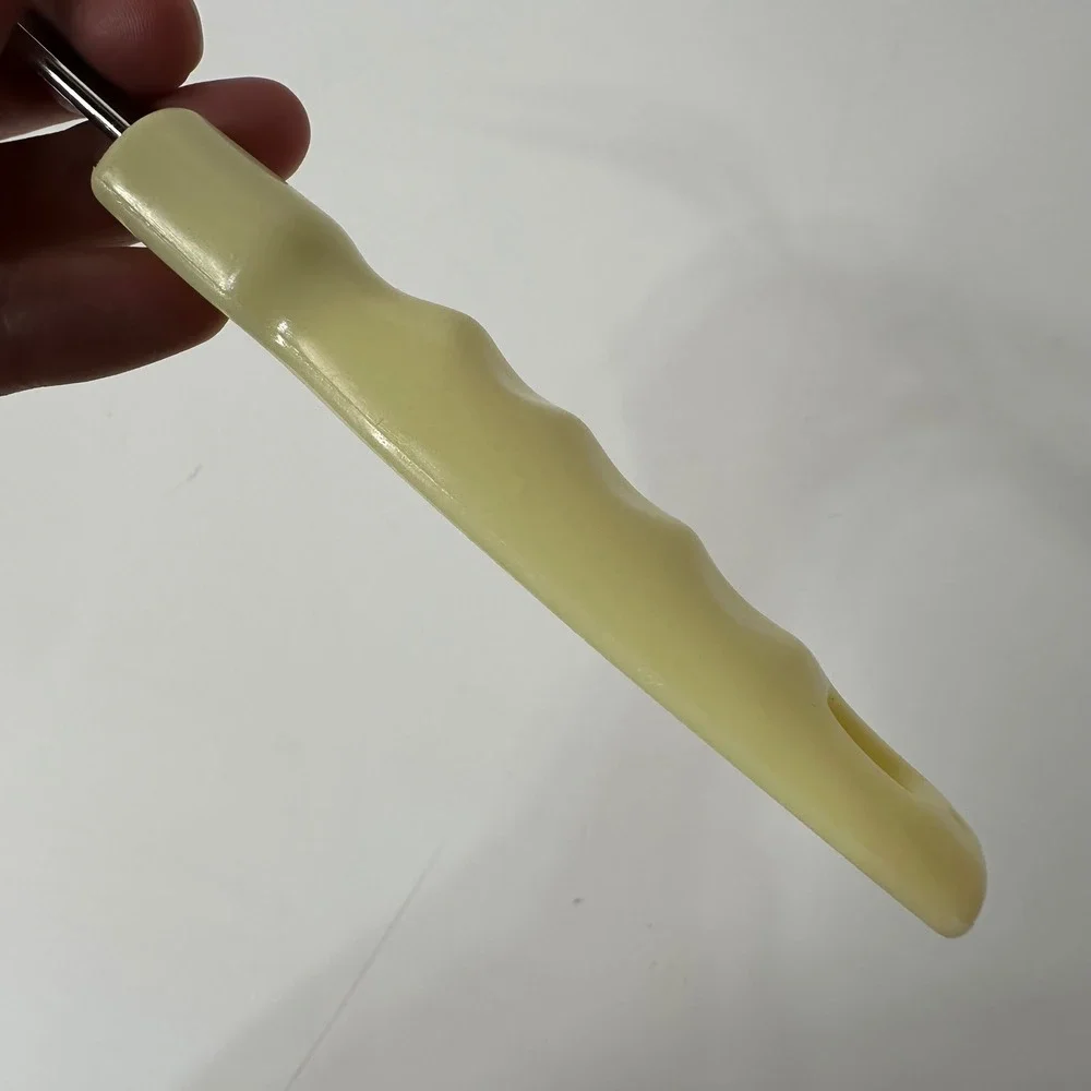 Vintage Plastic Slotted‎ Serving Spoon Cream Yellow Korea Hanging Hole 11